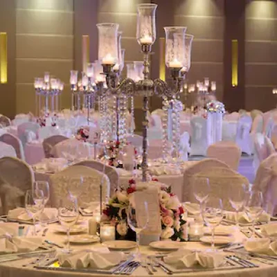 02-ballroom-wedding-set-up-2-web-sol-